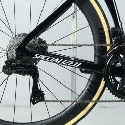 Werideon Cycling Shop Specialized S-Works Tarmac SL7 - Green Tint Fade - SANS ROUES !NEUF! 6 Werideon Cycling Shop Specialized S-Works Tarmac SL7 - Green Tint Fade - SANS ROUES !NEUF! -Route Soldes IMG 0009 d5788ed1 b769 4765 ad76 bd6a821a3100 scaled