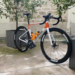 Werideon Cycling Shop Cannondale SuperSix EVO HI-MOD DISC Shimano Ultegra Di2 11v !TDF SERVICE COURSE! 7 Werideon Cycling Shop Cannondale SuperSix EVO HI-MOD DISC Shimano Ultegra Di2 11v !TDF SERVICE COURSE! -Route Soldes IMG 1619 scaled