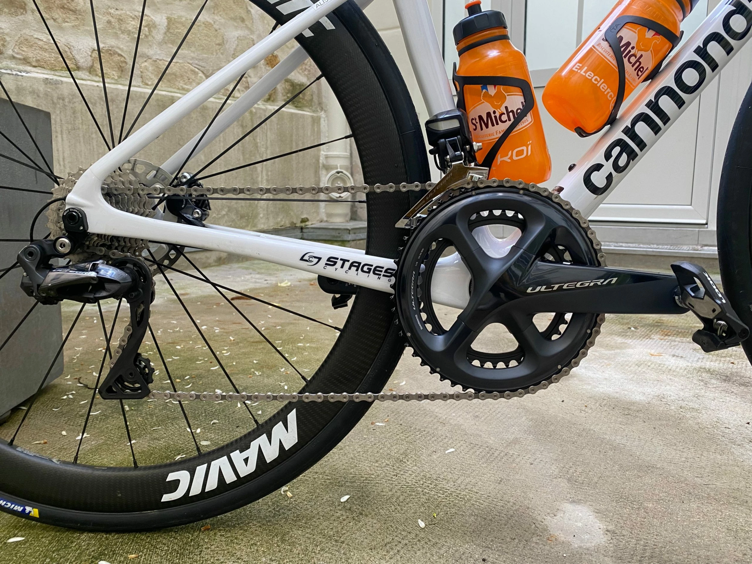 Werideon Cycling Shop Cannondale SuperSix EVO HI-MOD DISC Shimano Ultegra Di2 11v !TDF SERVICE COURSE! 3 Werideon Cycling Shop Cannondale SuperSix EVO HI-MOD DISC Shimano Ultegra Di2 11v !TDF SERVICE COURSE! – Image 3